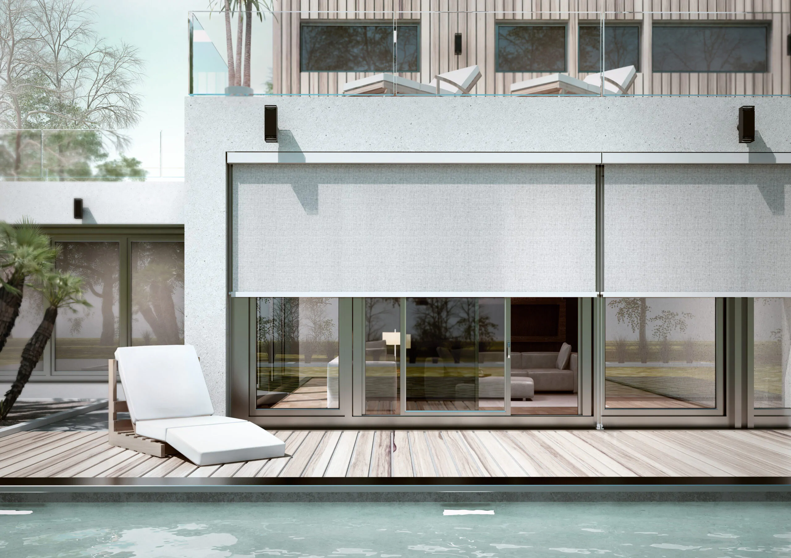 toldo vertical en terraza chalet con piscina